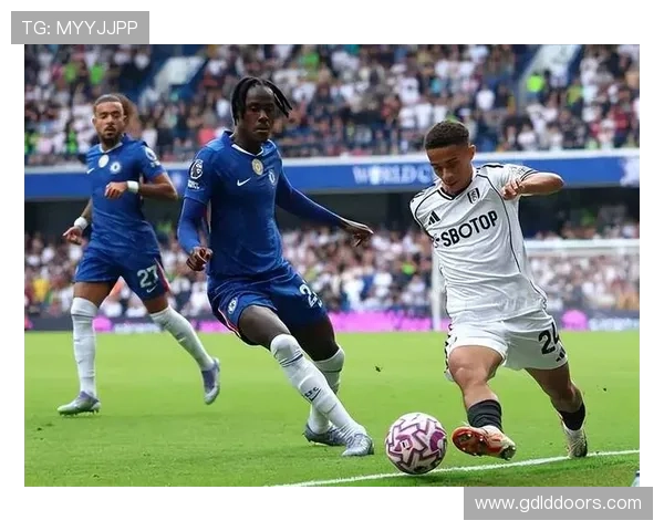 切尔西传奇球员回归，备受期待助力球队新赛季表现稳健