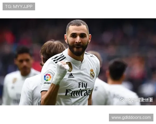 格列兹曼与本泽马对比：谁是法国更关键的进攻核心